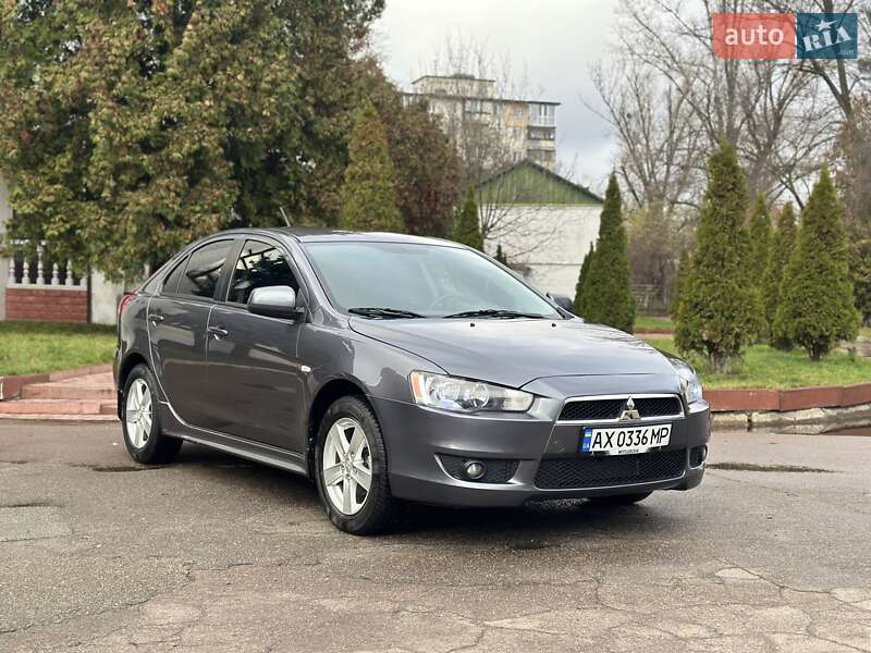 Хетчбек Mitsubishi Lancer 2009 в Києві
