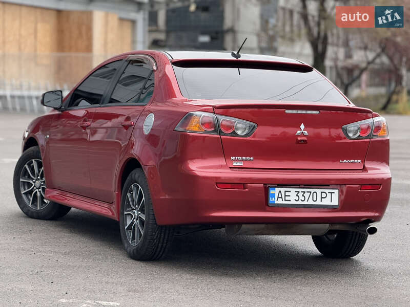 Седан Mitsubishi Lancer 2014 в Днепре