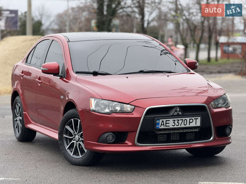 Седан Mitsubishi Lancer 2014 в Днепре