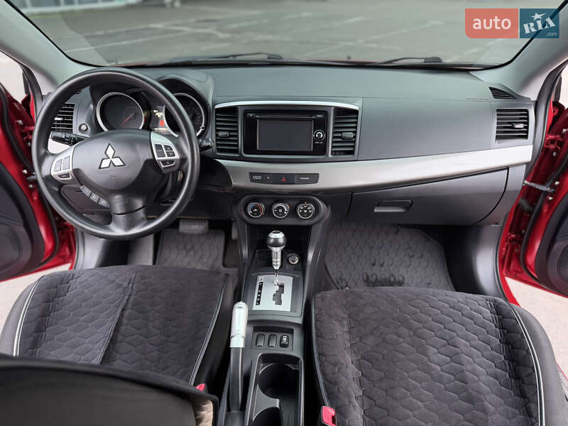 Седан Mitsubishi Lancer 2014 в Днепре