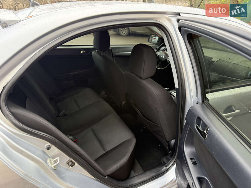 Седан Mitsubishi Lancer 2008 в Харькове фото 8 Седан Mitsubishi Lancer 2008 в Харькове