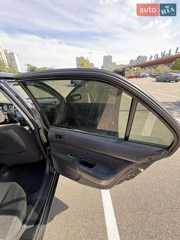 Седан Mitsubishi Lancer 2008 в Киеве