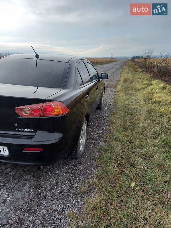 Седан Mitsubishi Lancer 2008 в Кременце