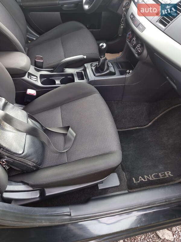 Седан Mitsubishi Lancer 2008 в Кременце