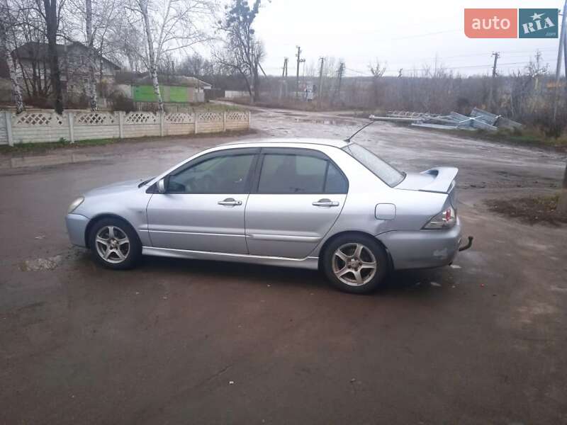 Седан Mitsubishi Lancer 2004 в Харкові