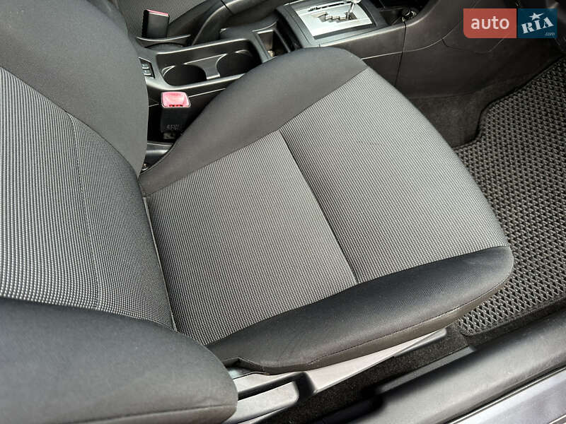 Седан Mitsubishi Lancer 2009 в Киеве