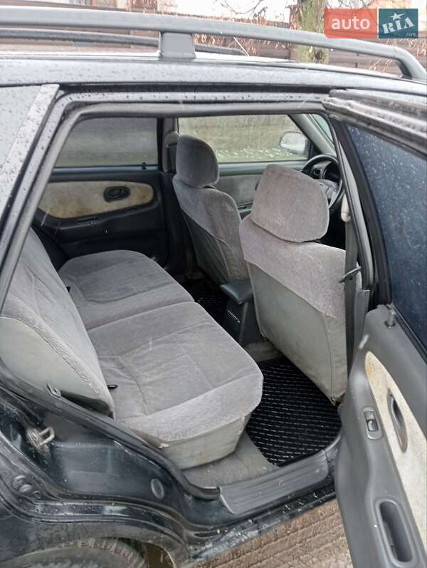 Універсал Mitsubishi Lancer 1995 в Сарнах