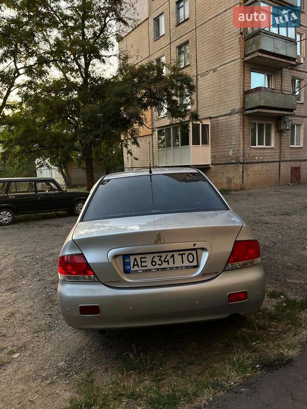 Седан Mitsubishi Lancer 2006 в Кривому Розі