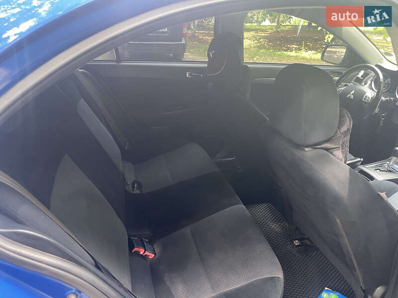 Хэтчбек Mitsubishi Lancer 2009 в Чернигове