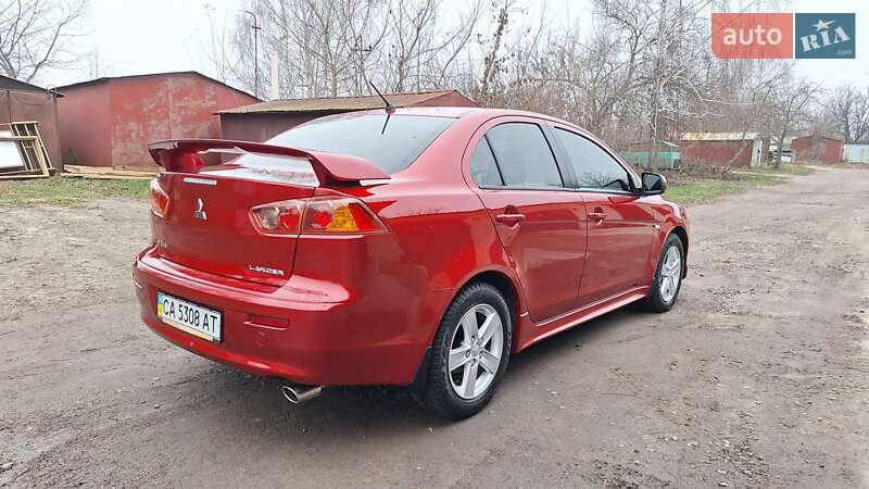 Седан Mitsubishi Lancer 2009 в Смілі