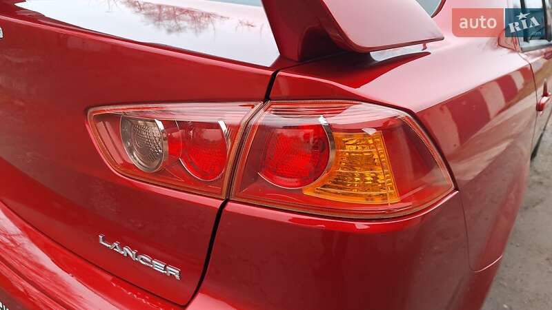 Седан Mitsubishi Lancer 2009 в Смілі