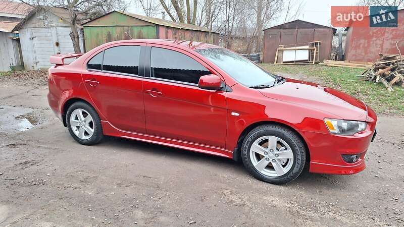 Седан Mitsubishi Lancer 2009 в Смілі
