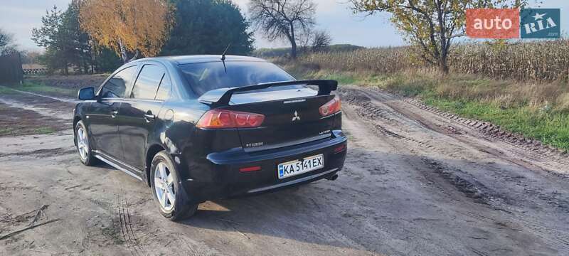 Седан Mitsubishi Lancer 2008 в Ичне