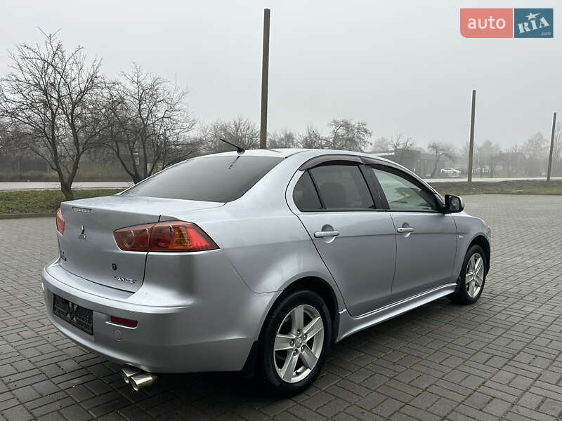 Седан Mitsubishi Lancer 2009 в Харкові