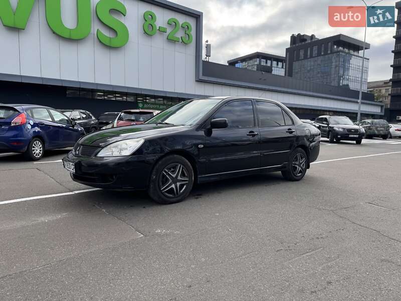 Седан Mitsubishi Lancer 2006 в Києві