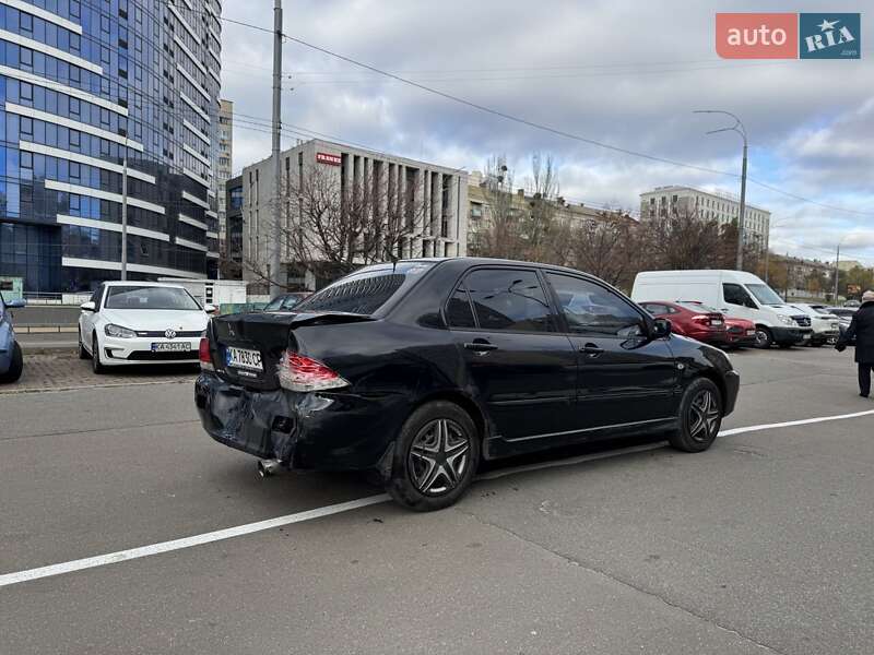 Седан Mitsubishi Lancer 2006 в Києві