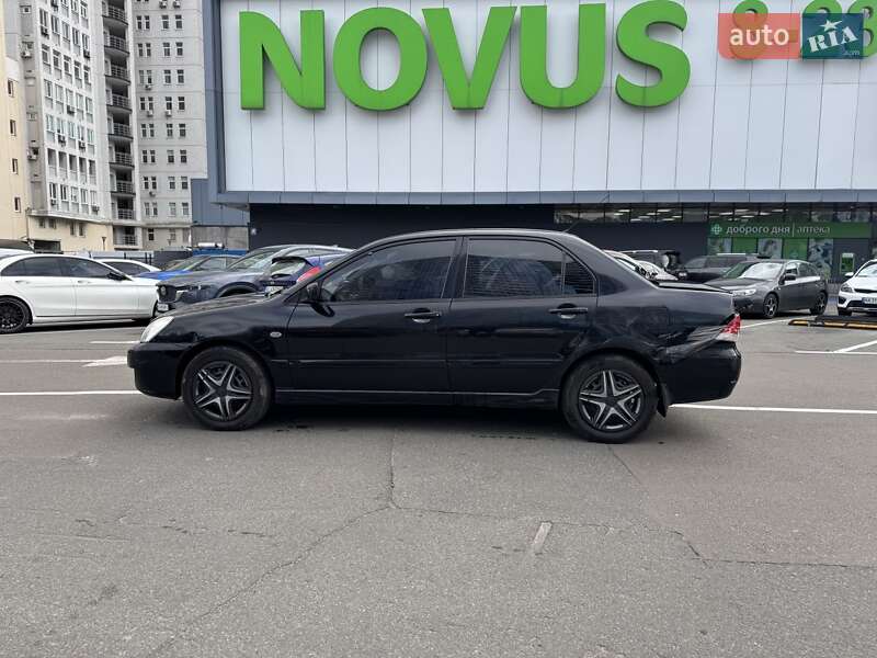 Седан Mitsubishi Lancer 2006 в Києві