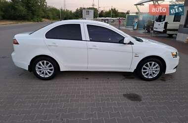 Седан Mitsubishi Lancer 2013 в Кривому Розі