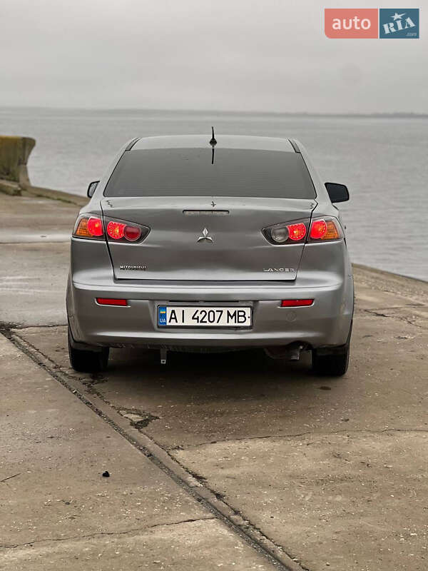 Седан Mitsubishi Lancer 2013 в Богодухове