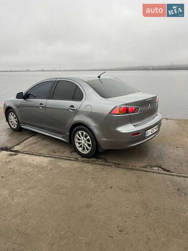 Седан Mitsubishi Lancer 2013 в Богодухове