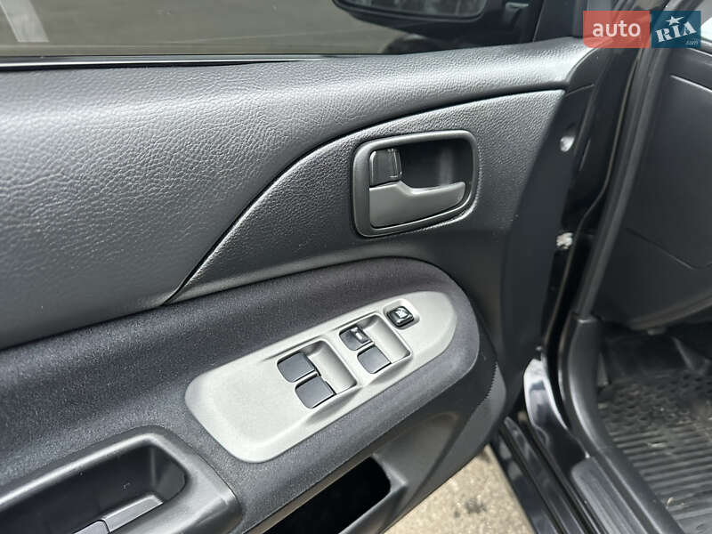 Седан Mitsubishi Lancer 2007 в Одесі фото 15 Седан Mitsubishi Lancer 2007 в Одесі