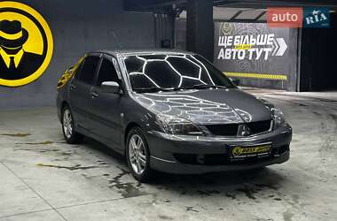 Седан Mitsubishi Lancer 2006 в Черновцах