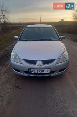 Седан Mitsubishi Lancer 2004 в Змиеве