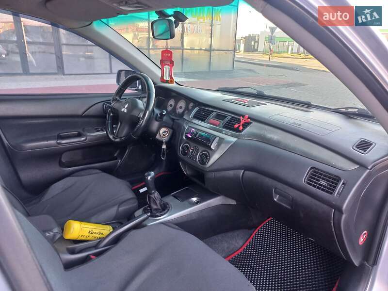 Седан Mitsubishi Lancer 2009 в Ивано-Франковске