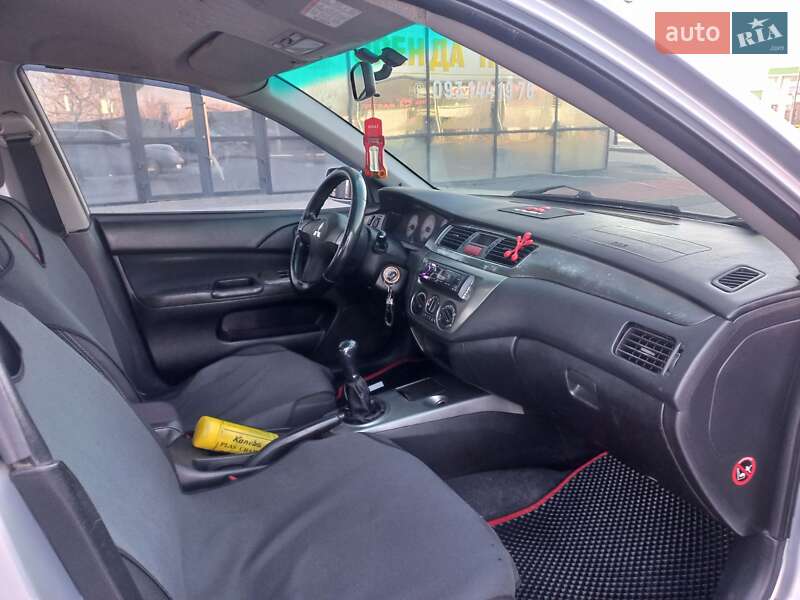 Седан Mitsubishi Lancer 2009 в Ивано-Франковске