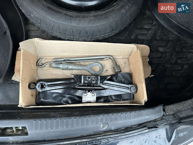 Седан Mitsubishi Lancer 2017 в Києві фото 38 Седан Mitsubishi Lancer 2017 в Києві