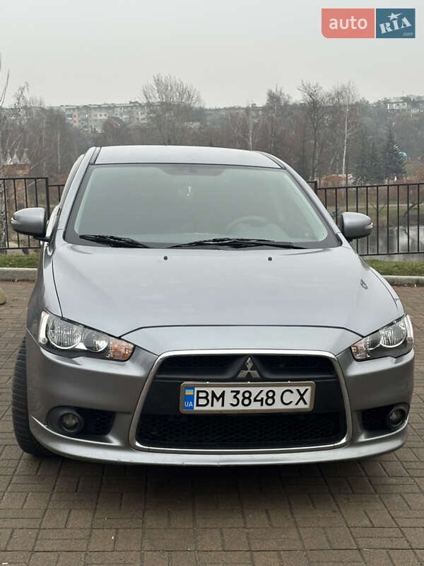 Седан Mitsubishi Lancer 2015 в Сумах