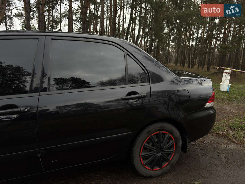 Седан Mitsubishi Lancer 2006 в Макарові