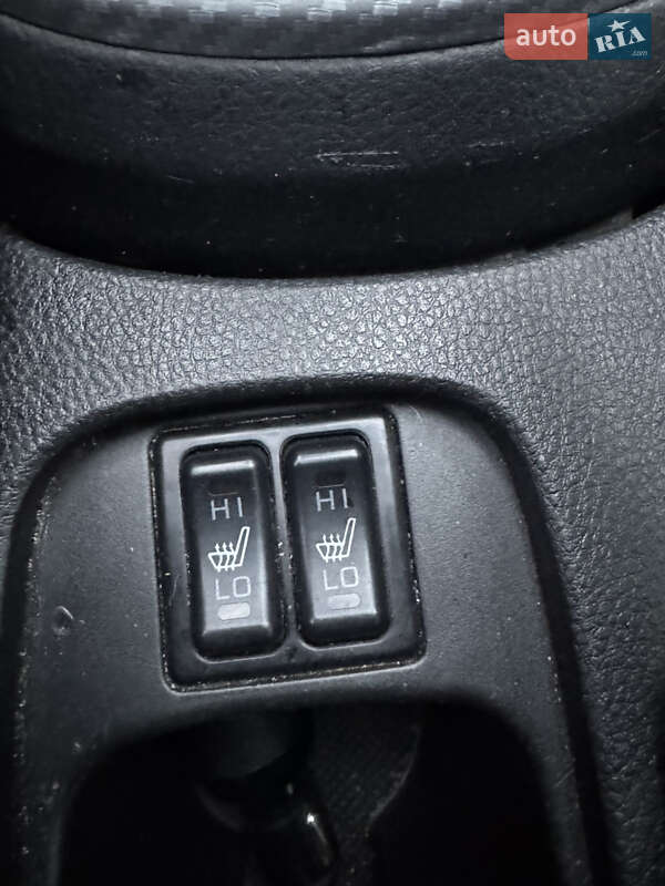 Седан Mitsubishi Lancer 2006 в Киеве