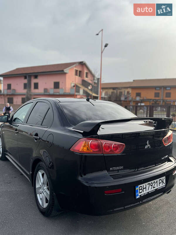 Седан Mitsubishi Lancer 2008 в Ізмаїлі
