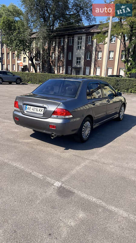 Седан Mitsubishi Lancer 2006 в Кам'янському