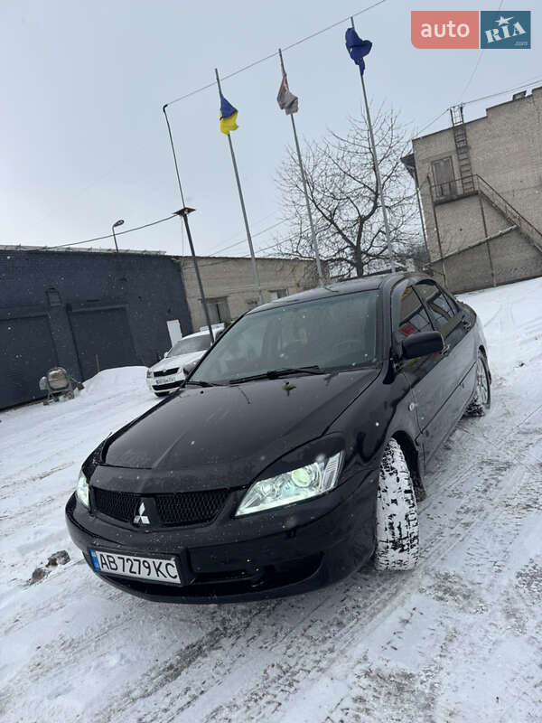 Седан Mitsubishi Lancer 2006 в Гайсину