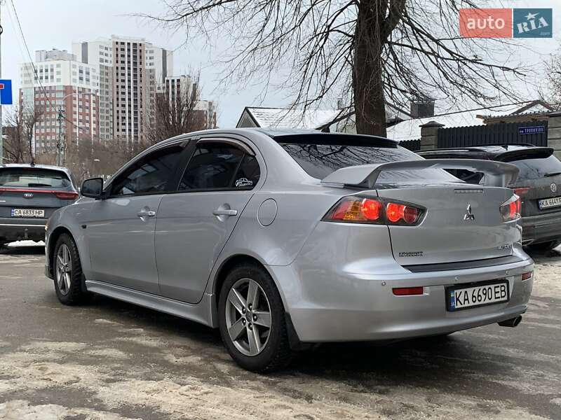 Седан Mitsubishi Lancer 2008 в Києві фото 9 Седан Mitsubishi Lancer 2008 в Києві