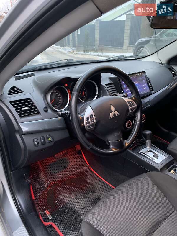 Седан Mitsubishi Lancer 2008 в Києві фото 10 Седан Mitsubishi Lancer 2008 в Києві