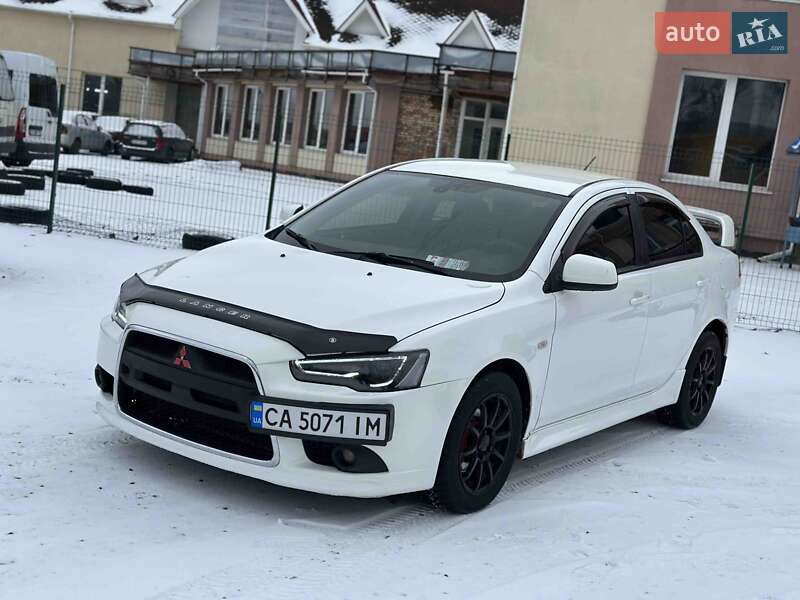 Mitsubishi Lancer 2011