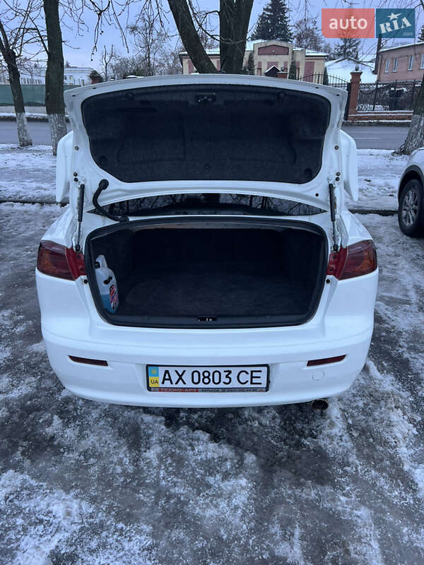 Седан Mitsubishi Lancer 2009 в Харькове фото 8 Седан Mitsubishi Lancer 2009 в Харькове