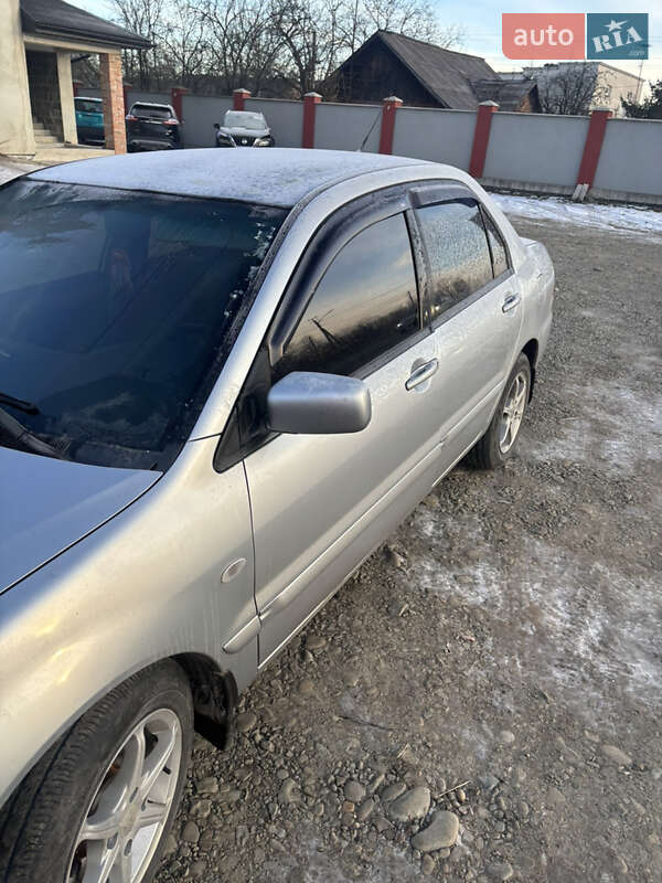 Седан Mitsubishi Lancer 2009 в Ивано-Франковске