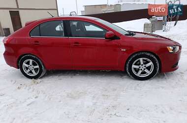 Хэтчбек Mitsubishi Lancer 2013 в Дружбе