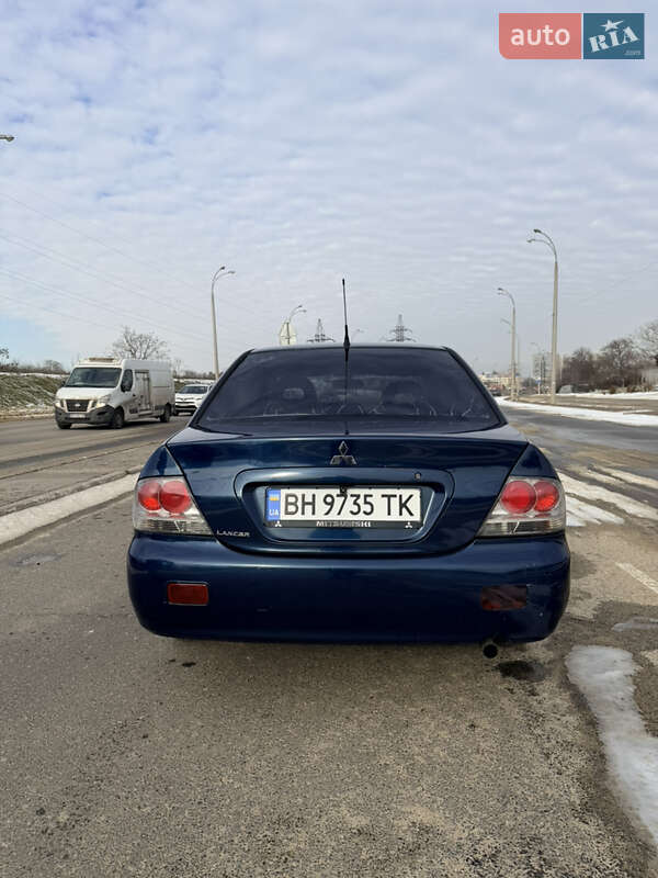 Седан Mitsubishi Lancer 2006 в Одессе