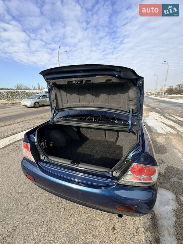 Седан Mitsubishi Lancer 2006 в Одессе