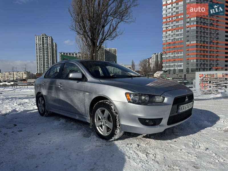 Седан Mitsubishi Lancer 2008 в Киеве фото Седан Mitsubishi Lancer 2008 в Киеве