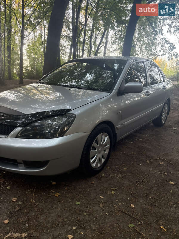 Седан Mitsubishi Lancer 2007 в Люботине
