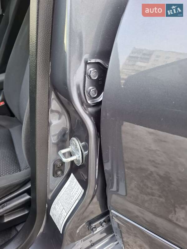 Седан Mitsubishi Lancer 2009 в Киеве