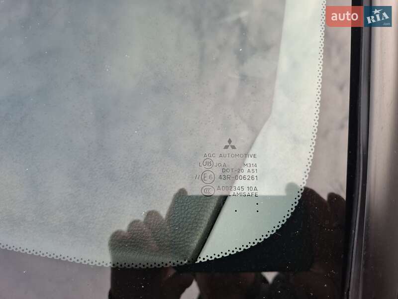 Седан Mitsubishi Lancer 2009 в Киеве