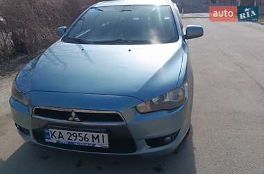 Седан Mitsubishi Lancer 2011 в Киеве