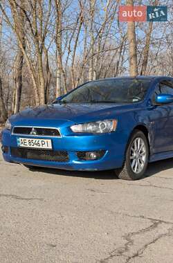 Седан Mitsubishi Lancer 2015 в Днепре